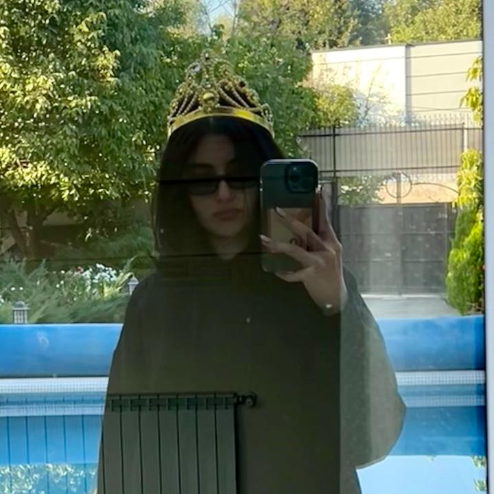 K